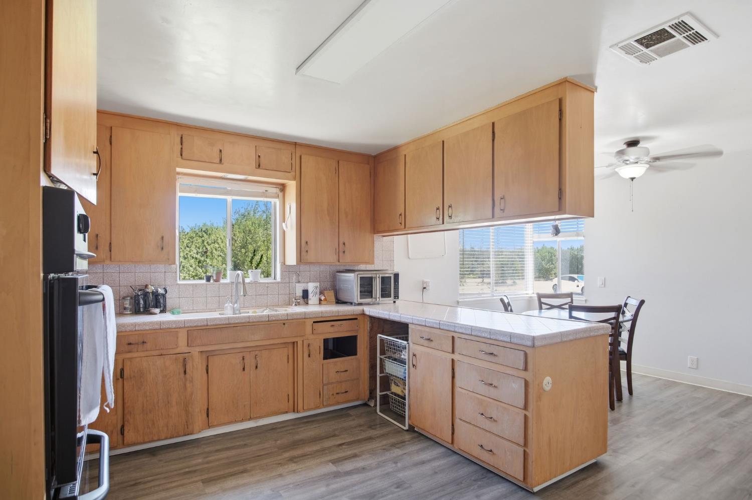 4543 W Grayson Road