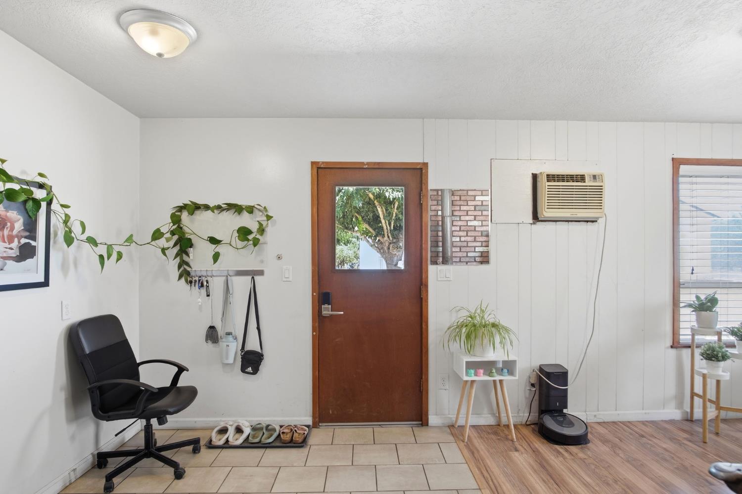 4543 W Grayson Road