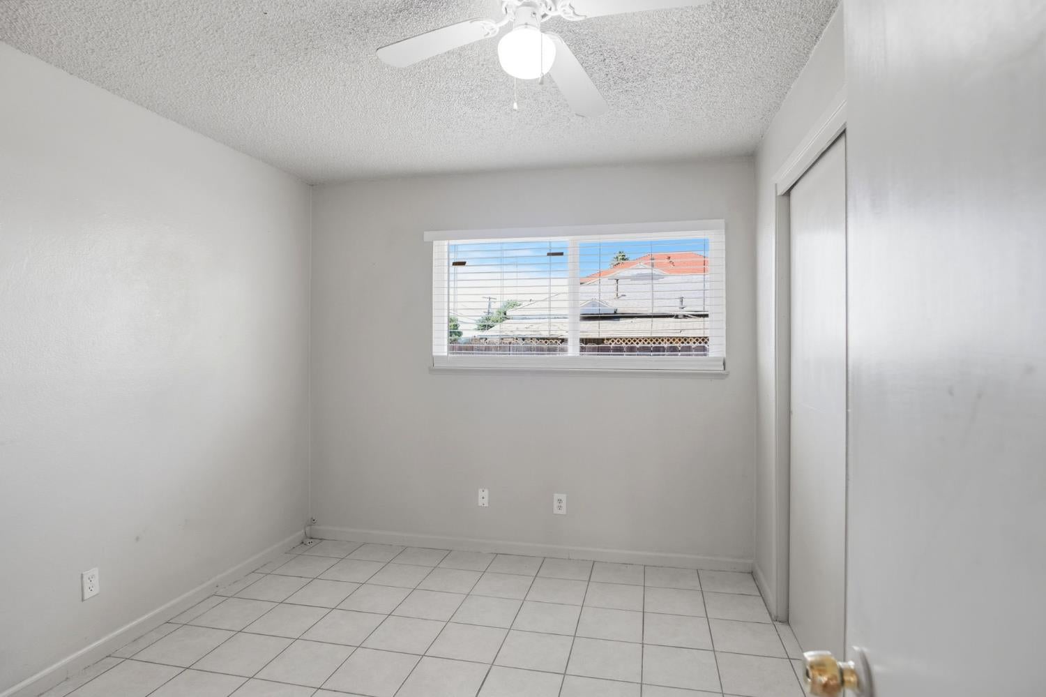 636 Santa Fe