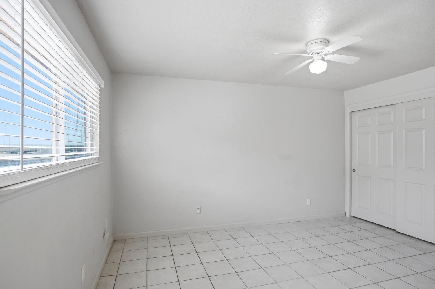 636 Santa Fe