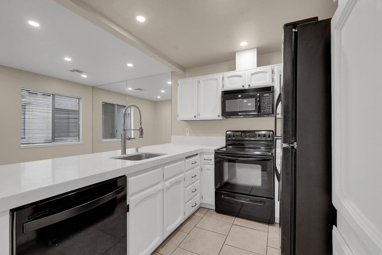 3424 Vintage Drive 125