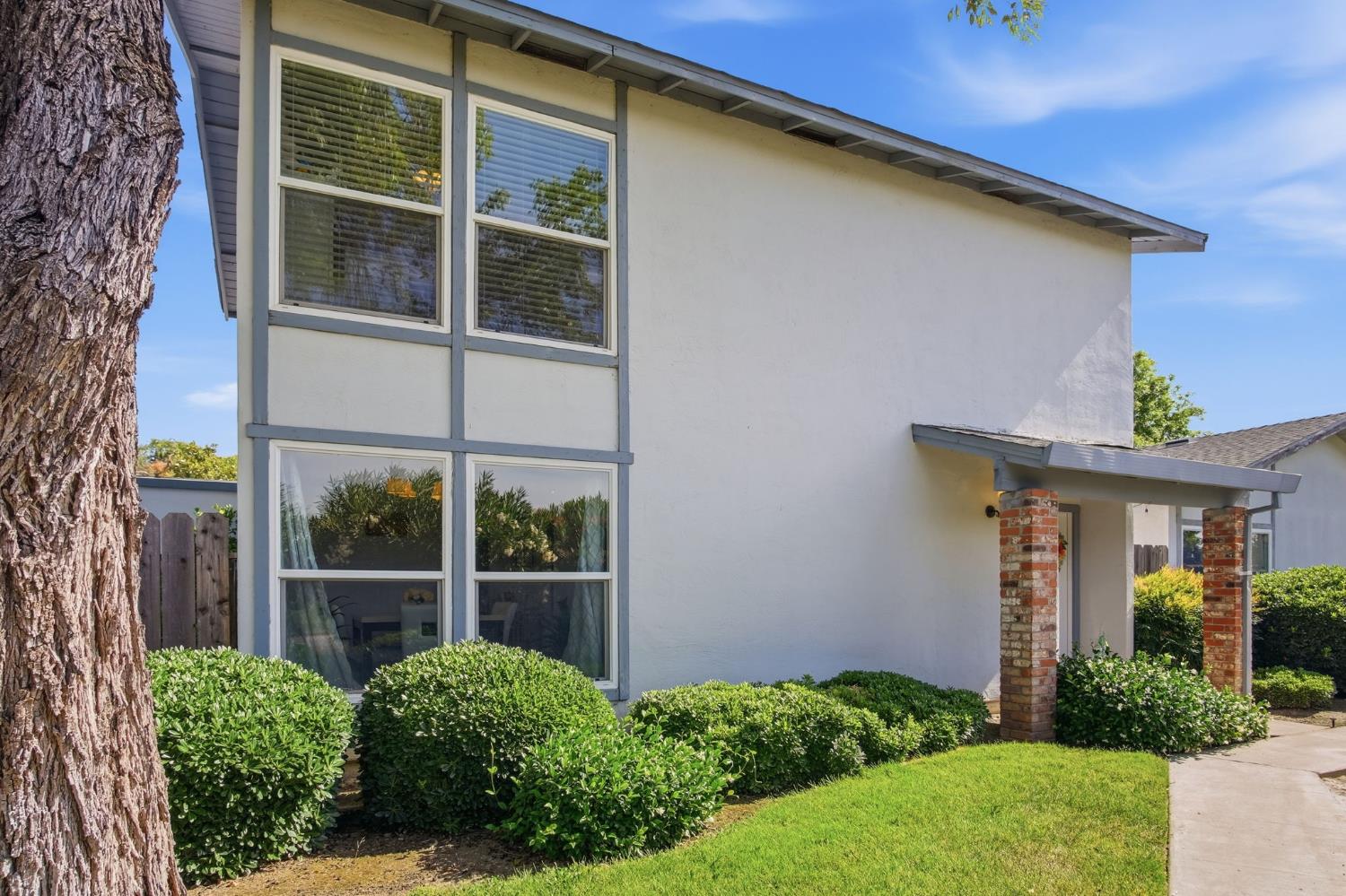 2632 Parkway