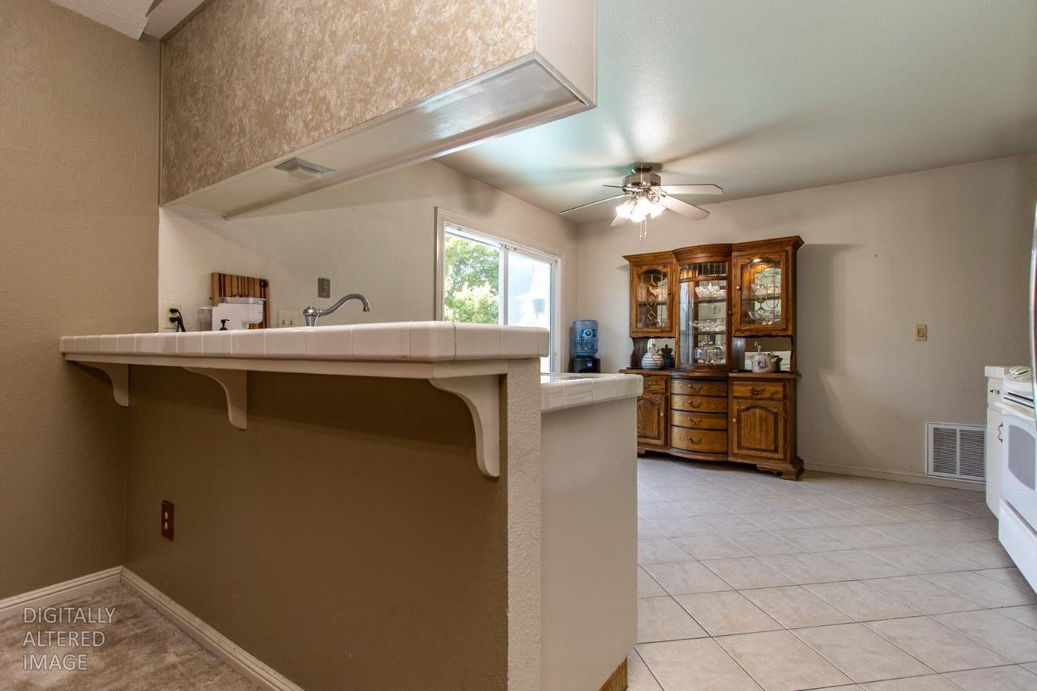 2050 Joett Drive