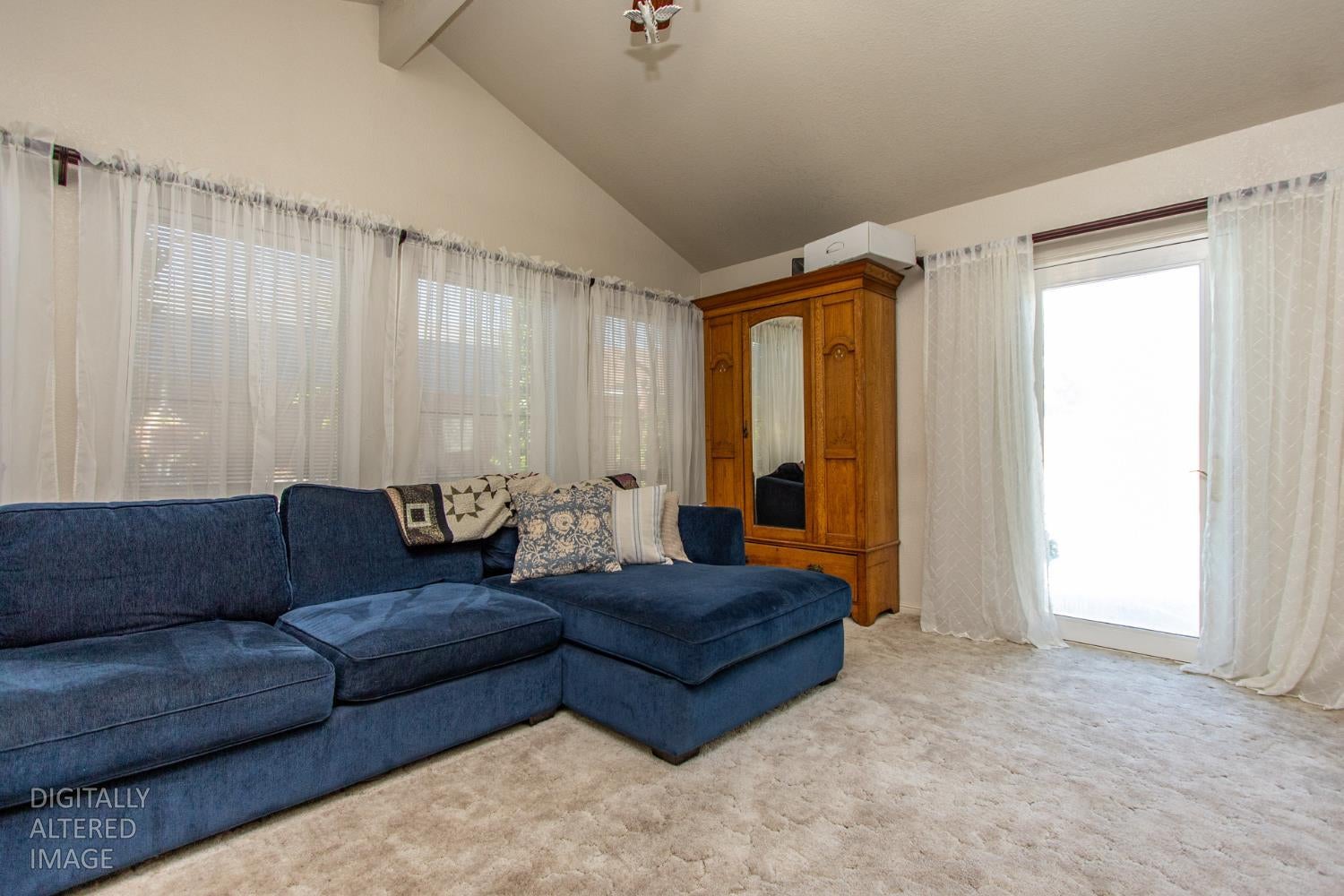 2050 Joett Drive