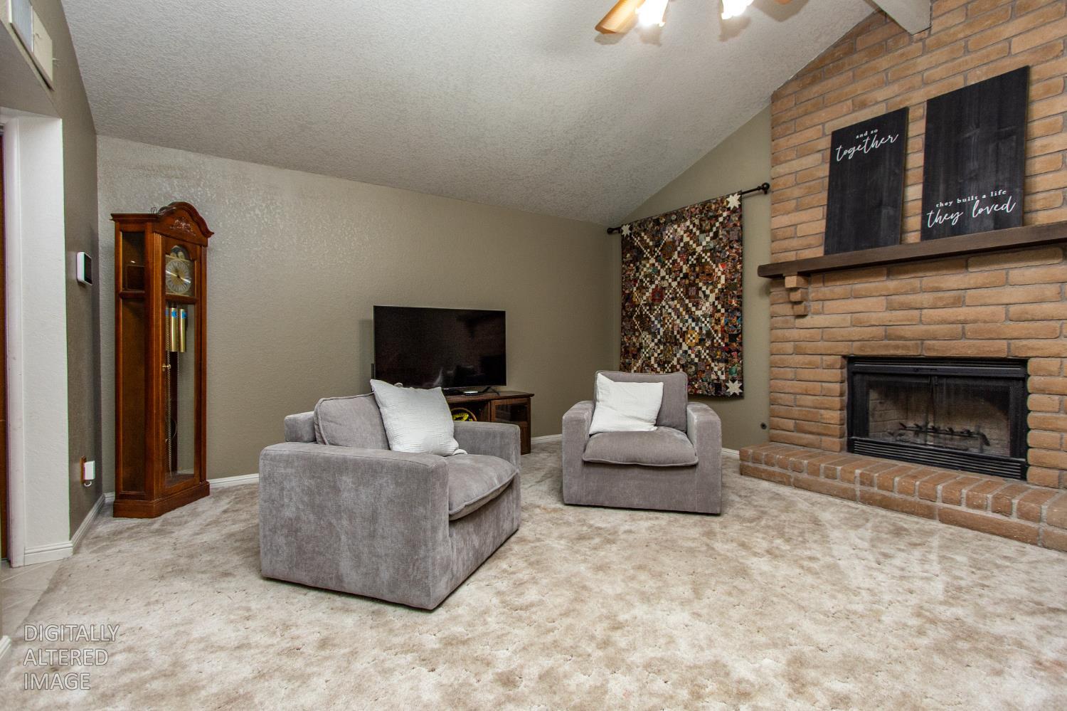 2050 Joett Drive