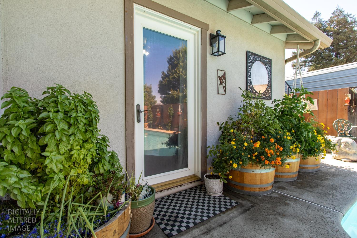 2050 Joett Drive