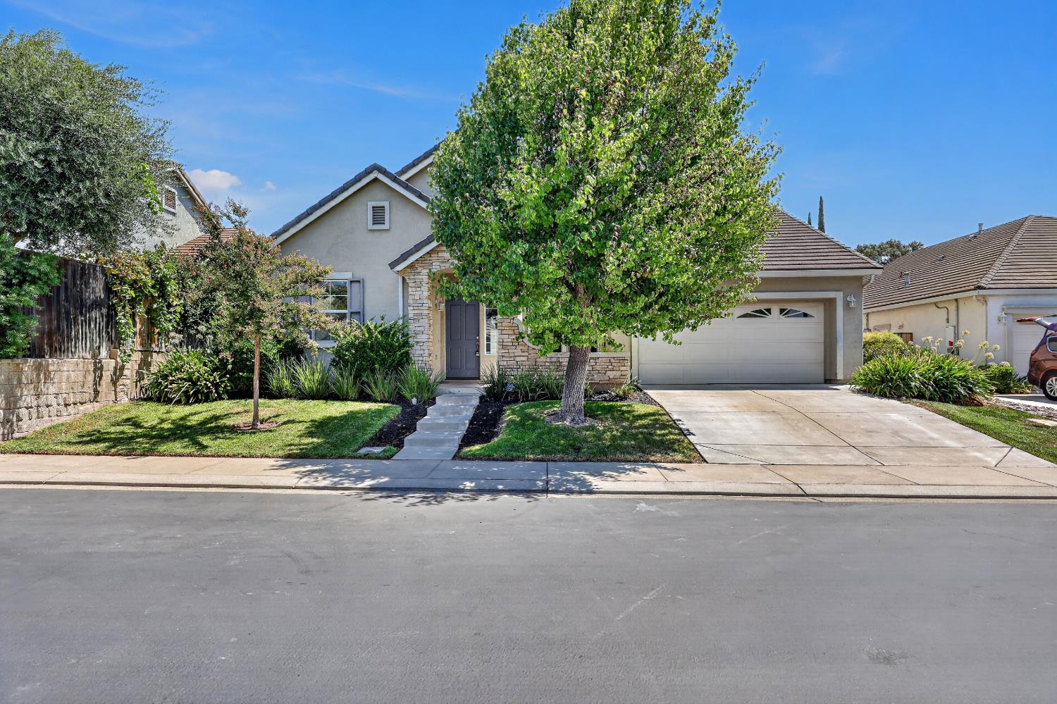 212 Coastal Lane