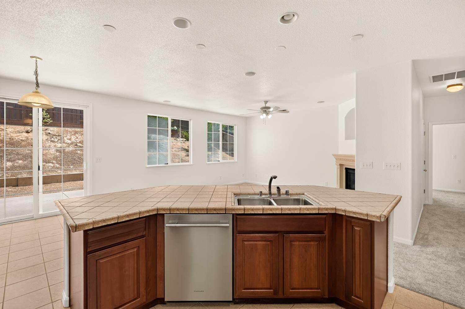 212 Coastal Lane