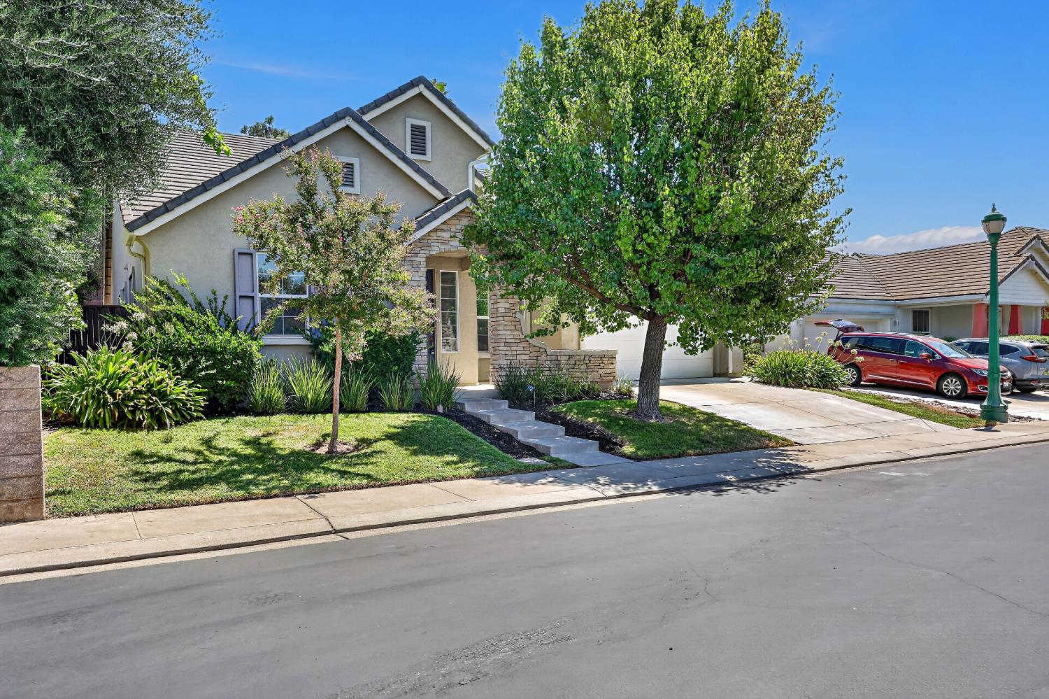 212 Coastal Lane