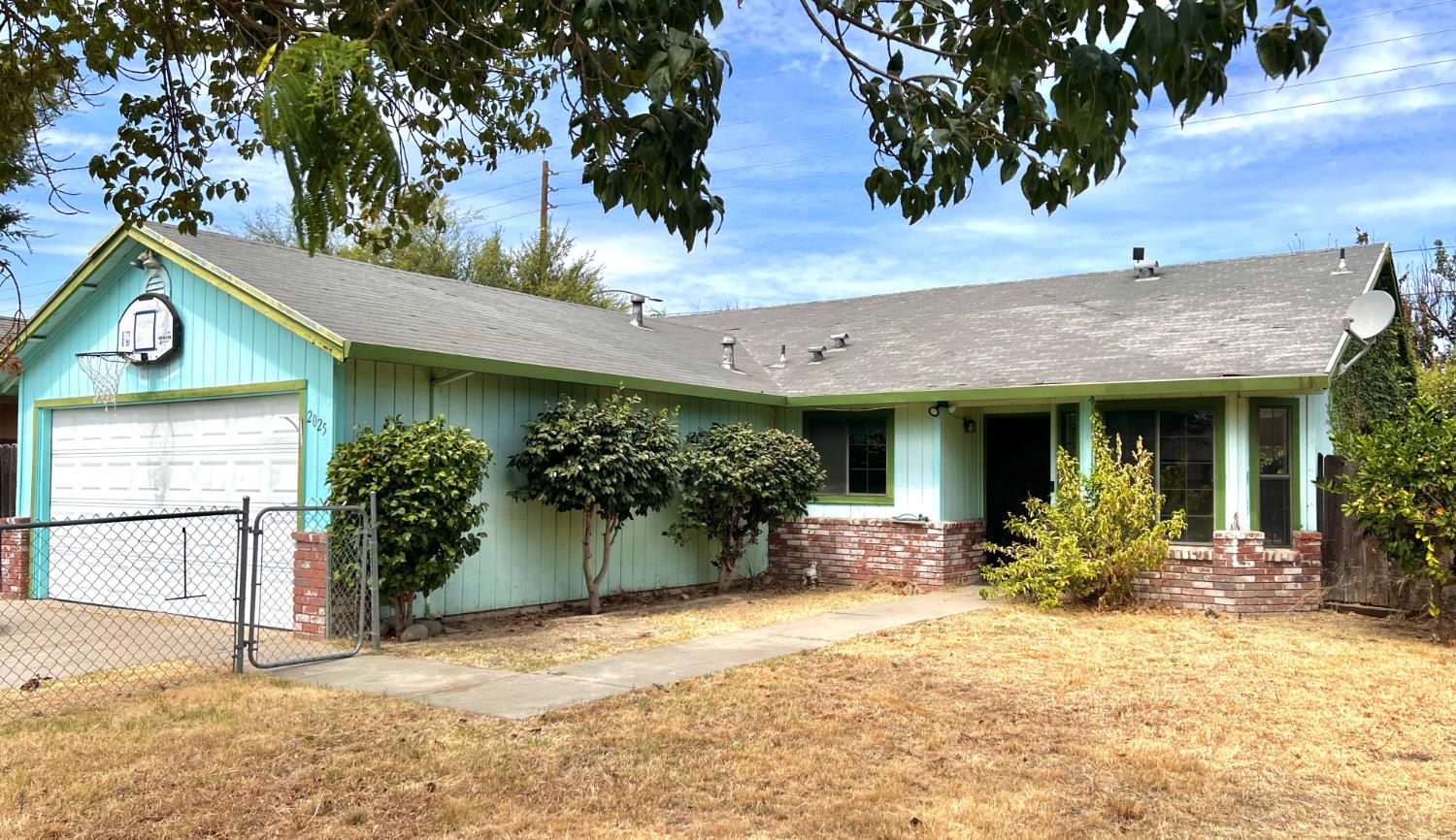 2025 Olive Branch Drive