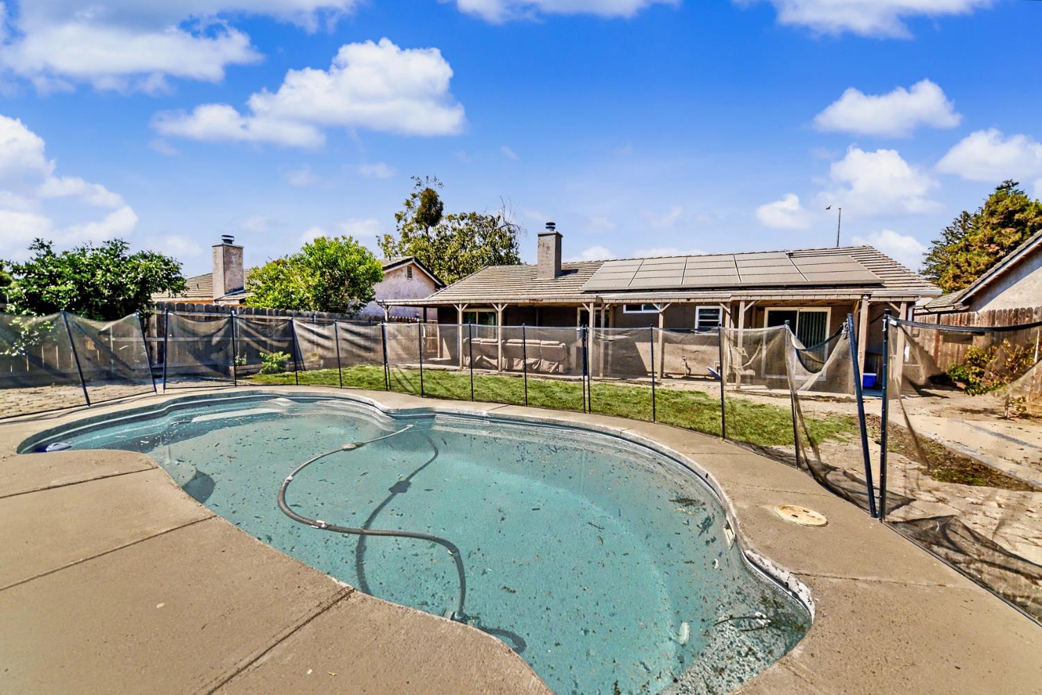 9572 Stonewall Court