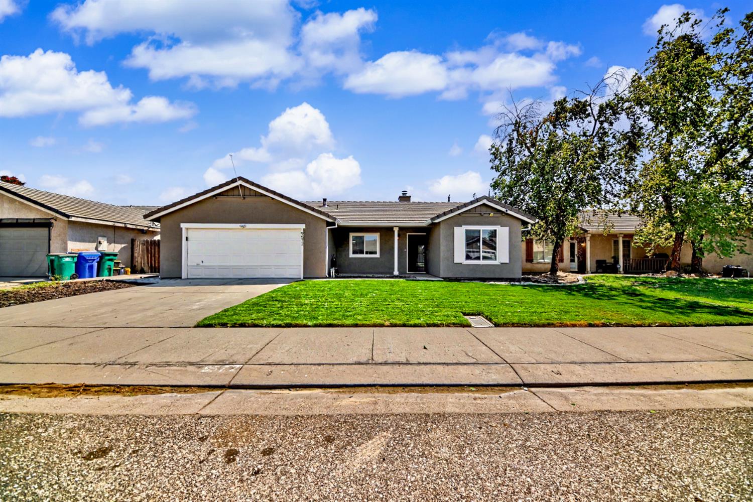9572 Stonewall Court