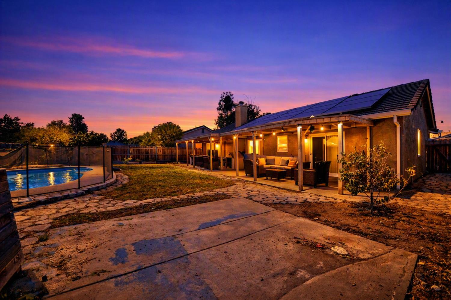 9572 Stonewall Court