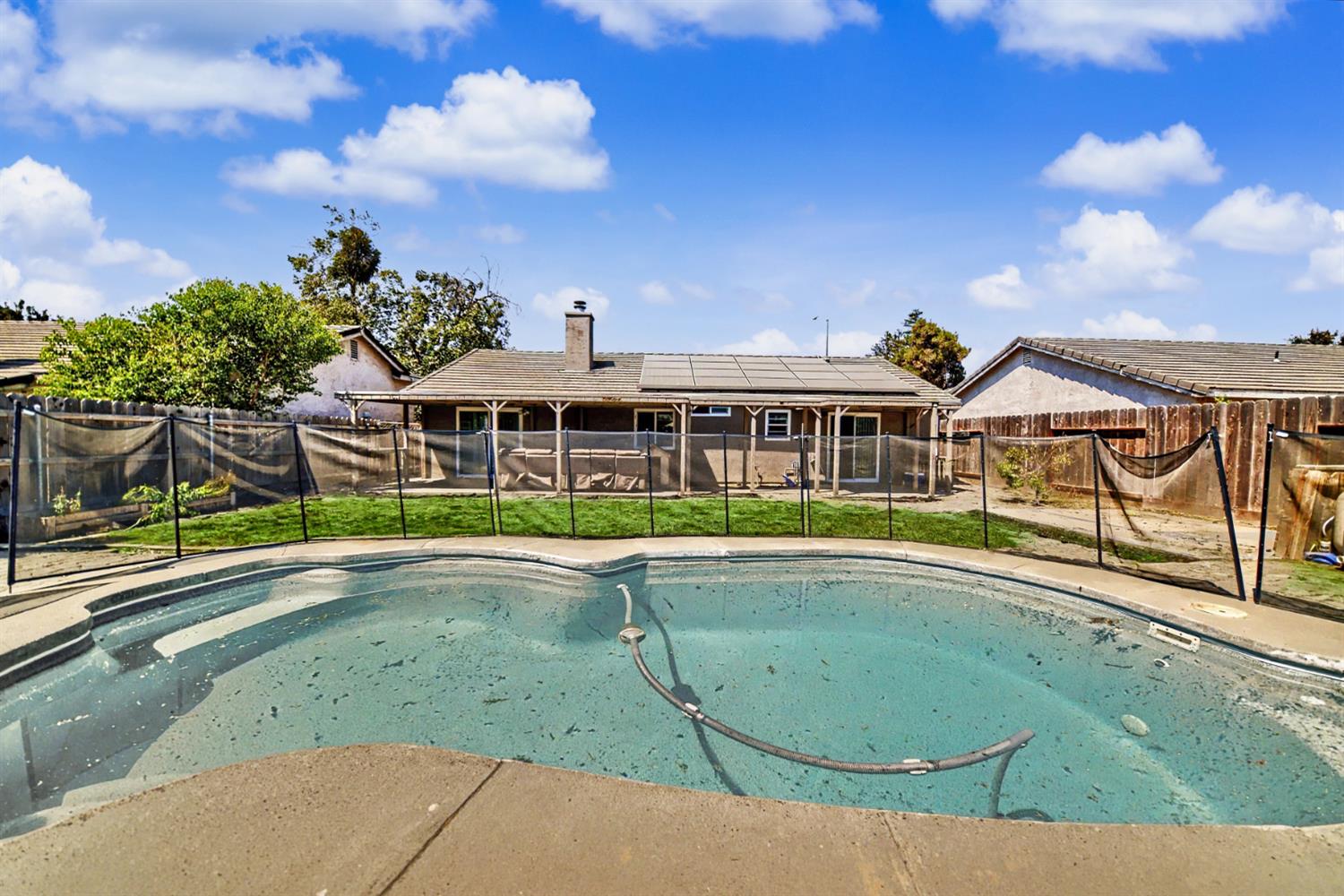 9572 Stonewall Court