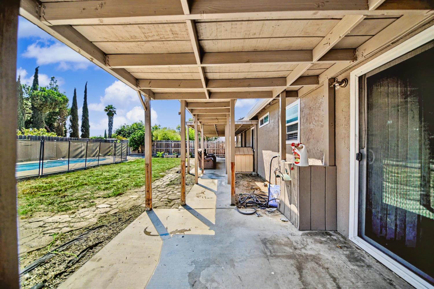 9572 Stonewall Court