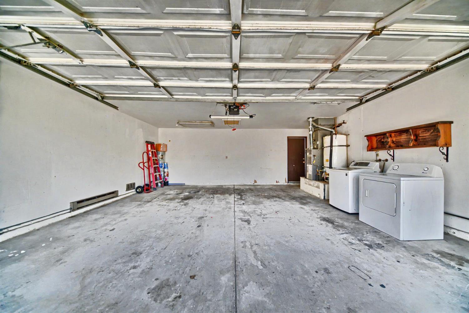 9572 Stonewall Court