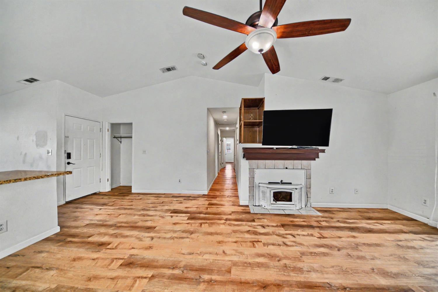 9572 Stonewall Court