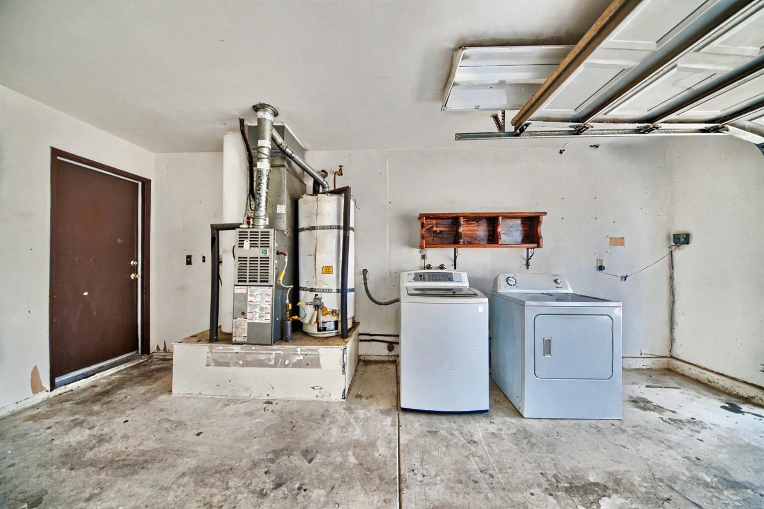 9572 Stonewall Court