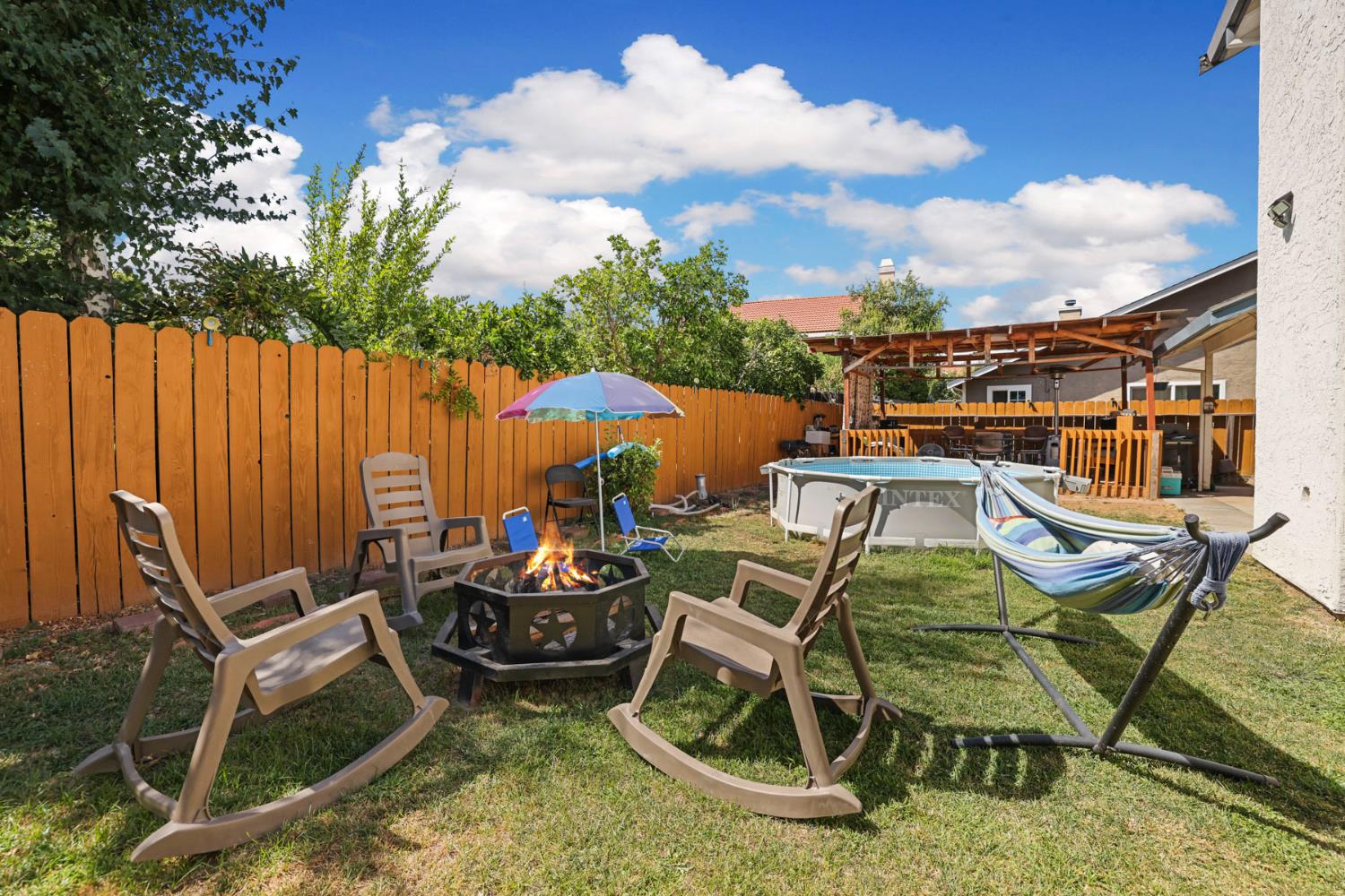 913 Jayhawk Way
