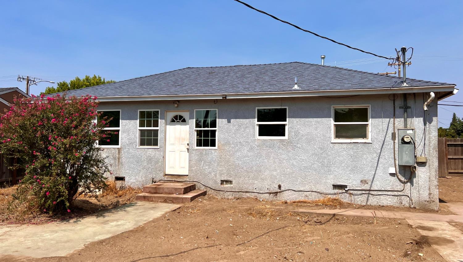 1542 Rouse Avenue