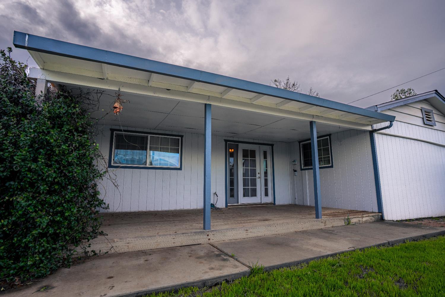 30000 Kasson RD 1B26 S Redwood Dr