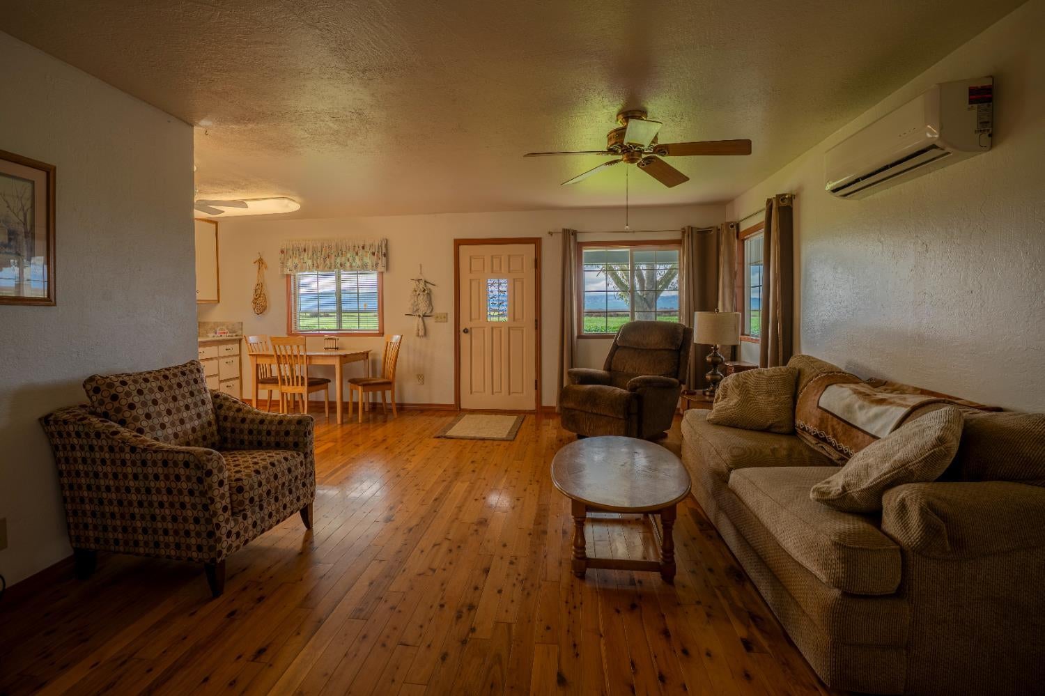 30000 Kasson RD 1B26 S Redwood Dr