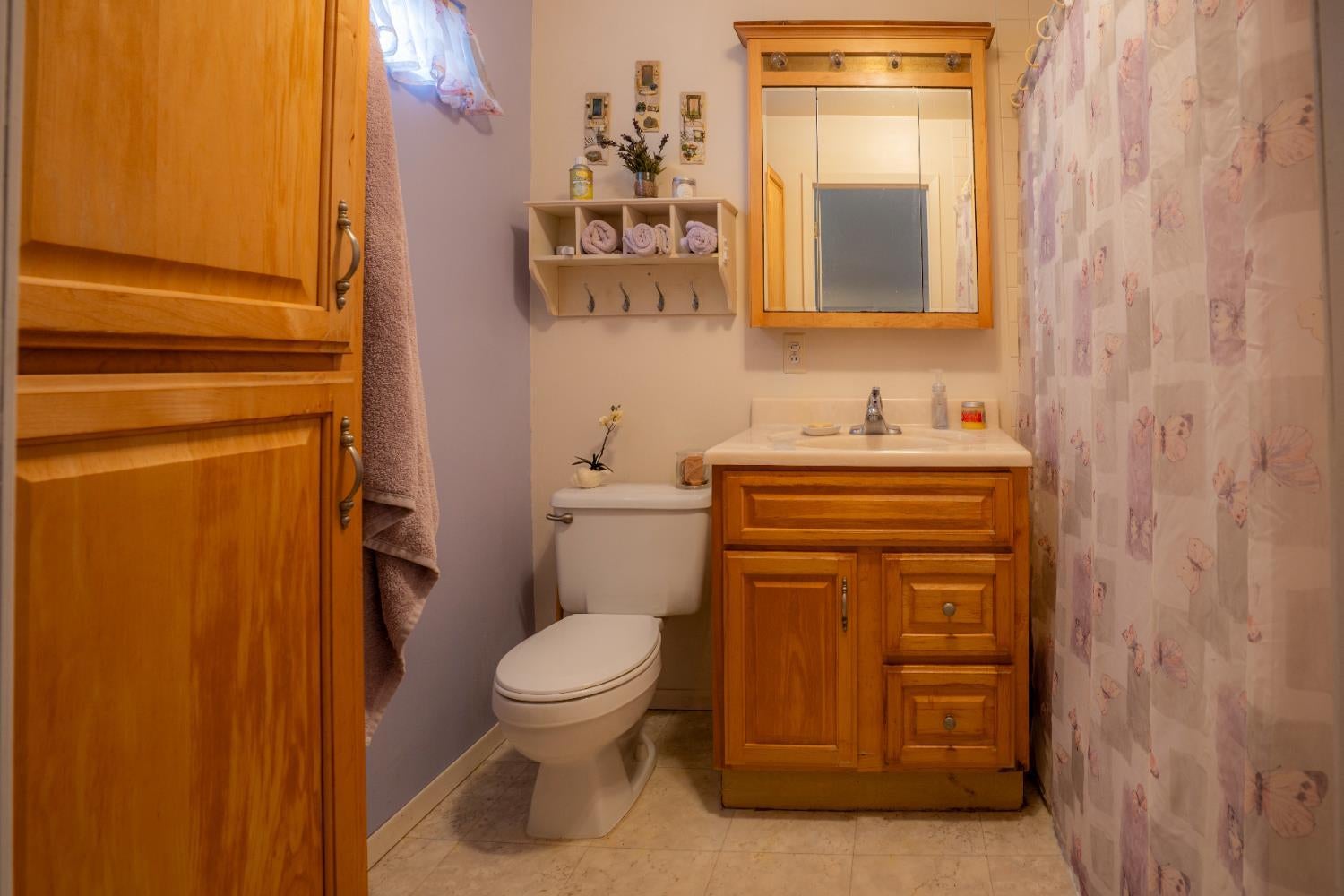 30000 Kasson RD 1B26 S Redwood Dr