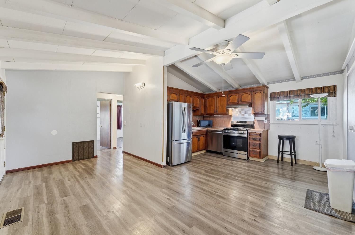 30000 Kasson Rd 2H27 Sunset Dr