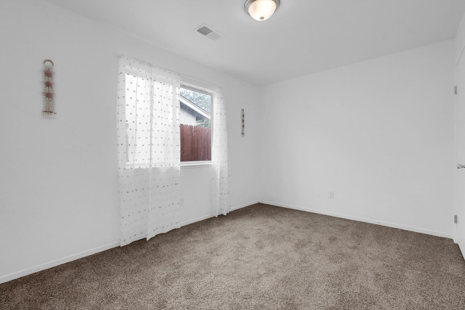 34 Skylark Court
