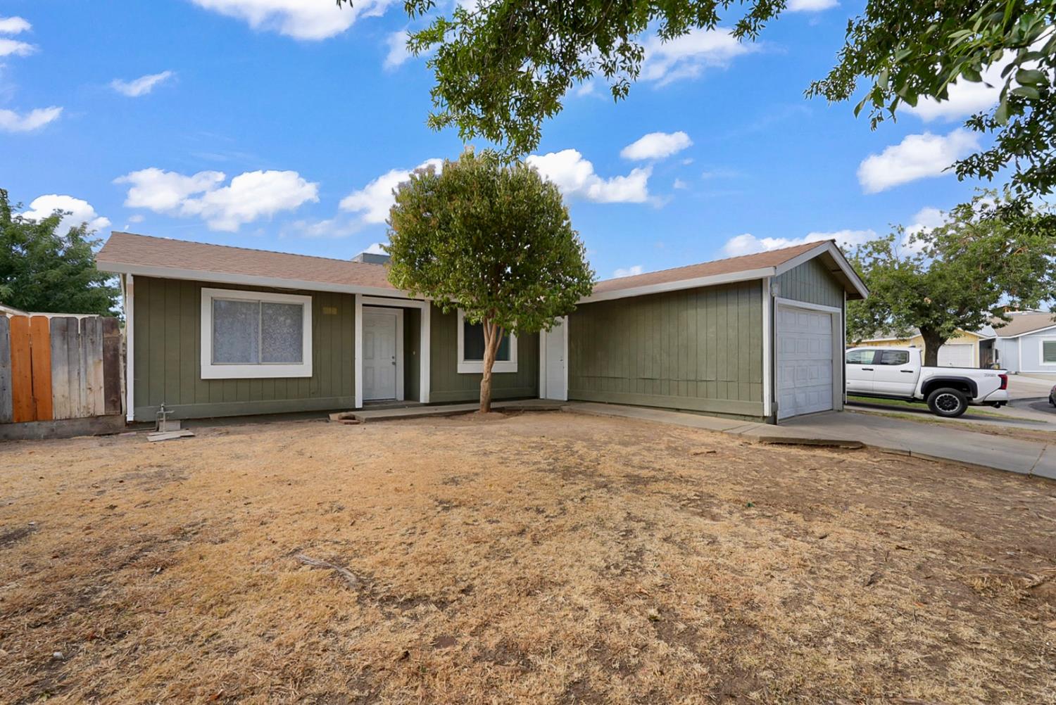 34 Skylark Court