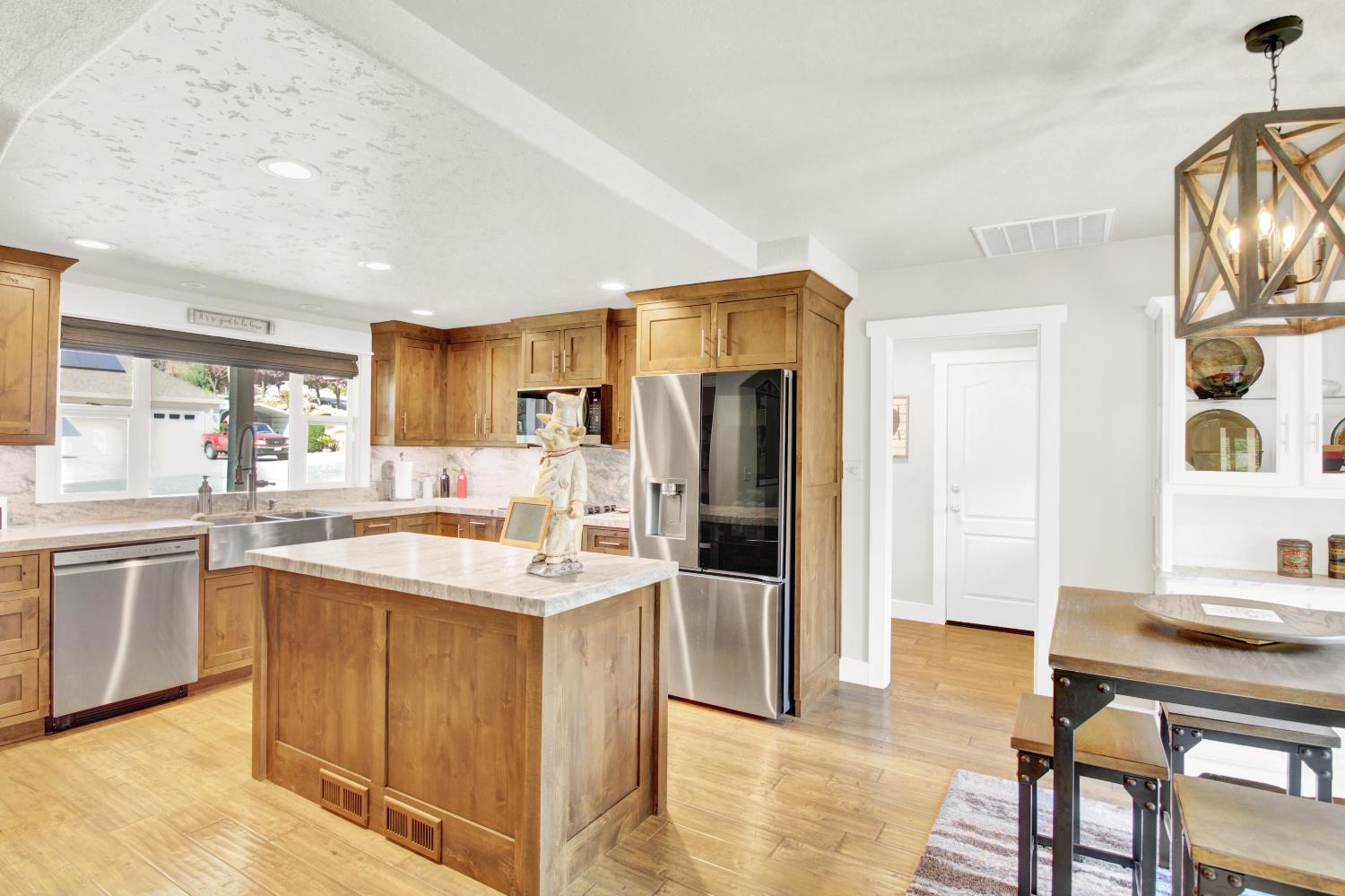 11000 Mallard Court