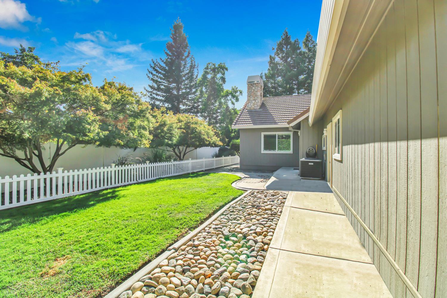 11000 Mallard Court