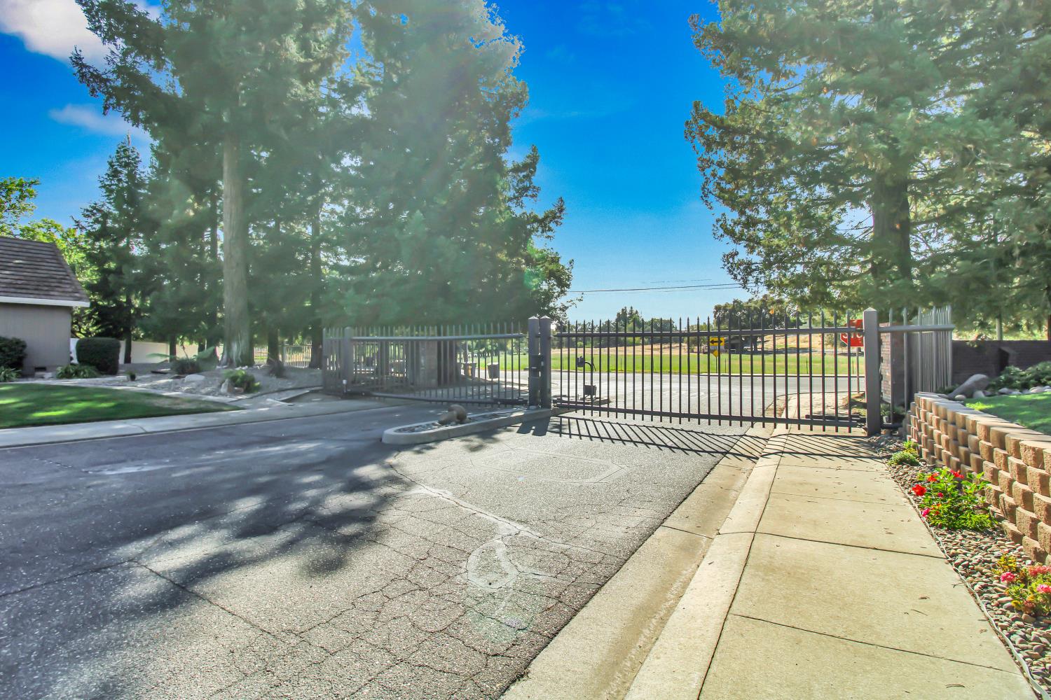 11000 Mallard Court