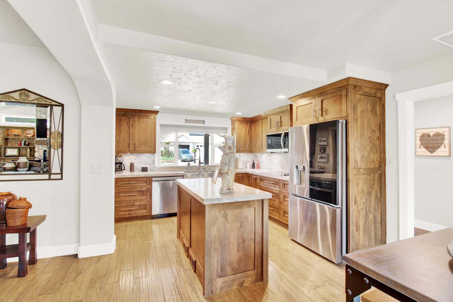 11000 Mallard Court