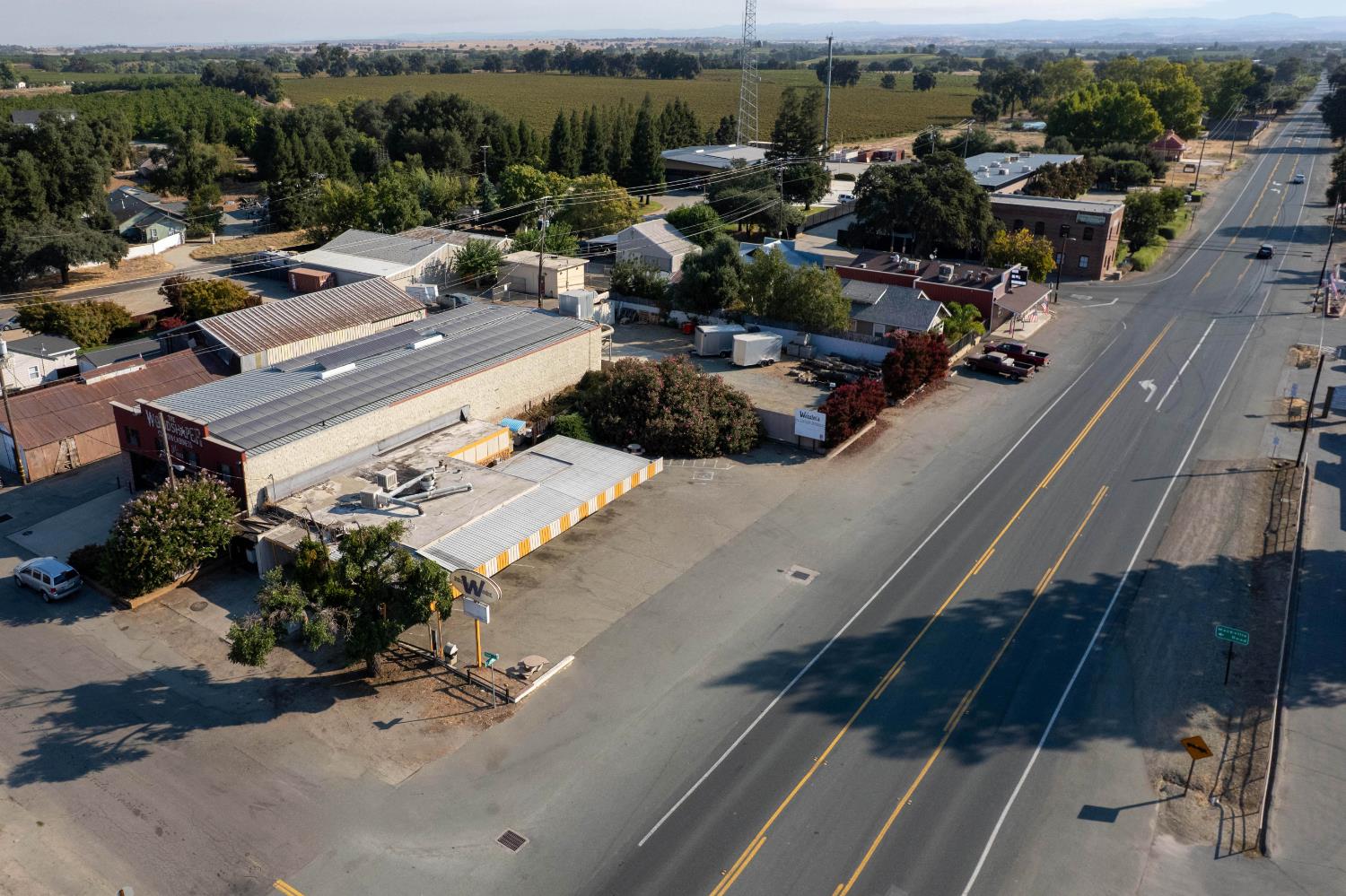 18737 E Hwy 88