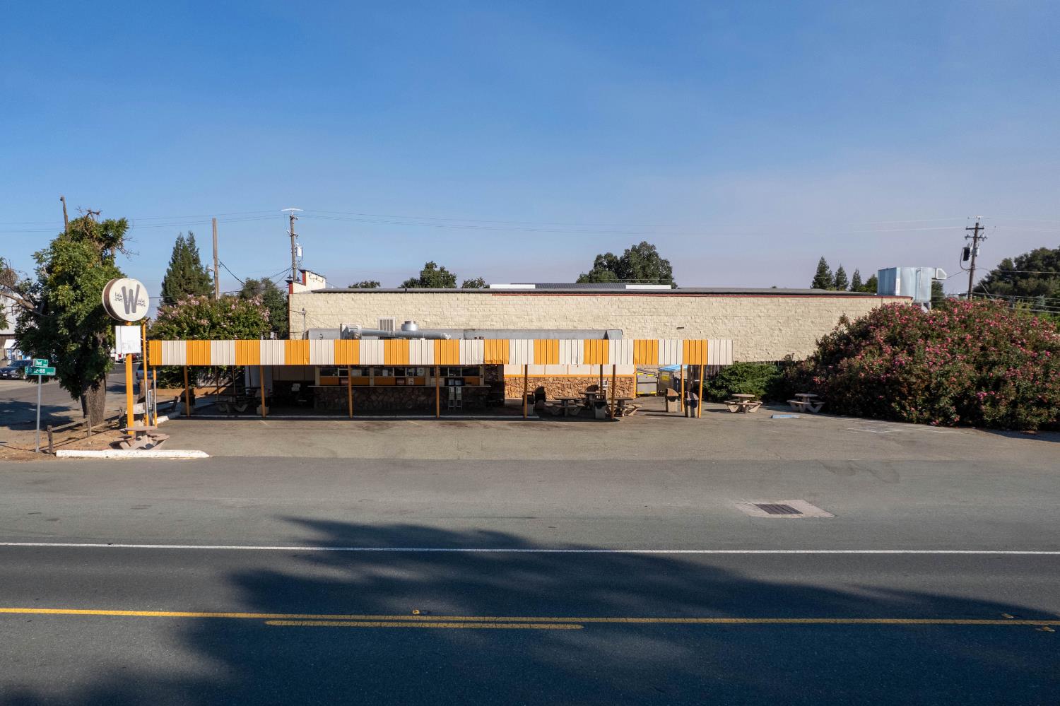 18737 E Hwy 88