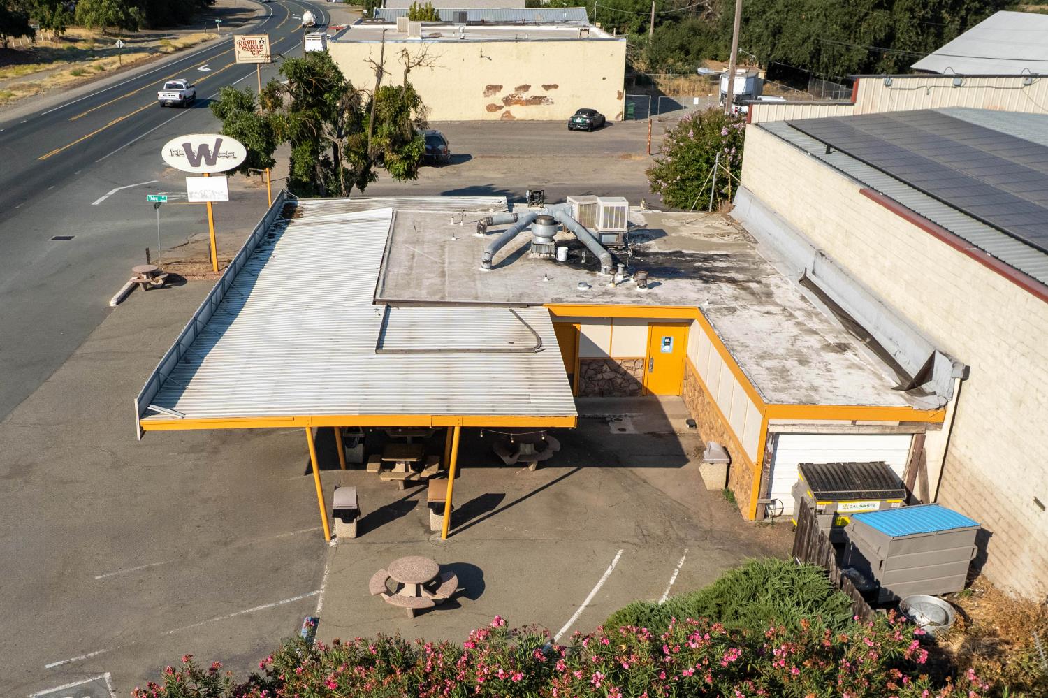 18737 E Hwy 88