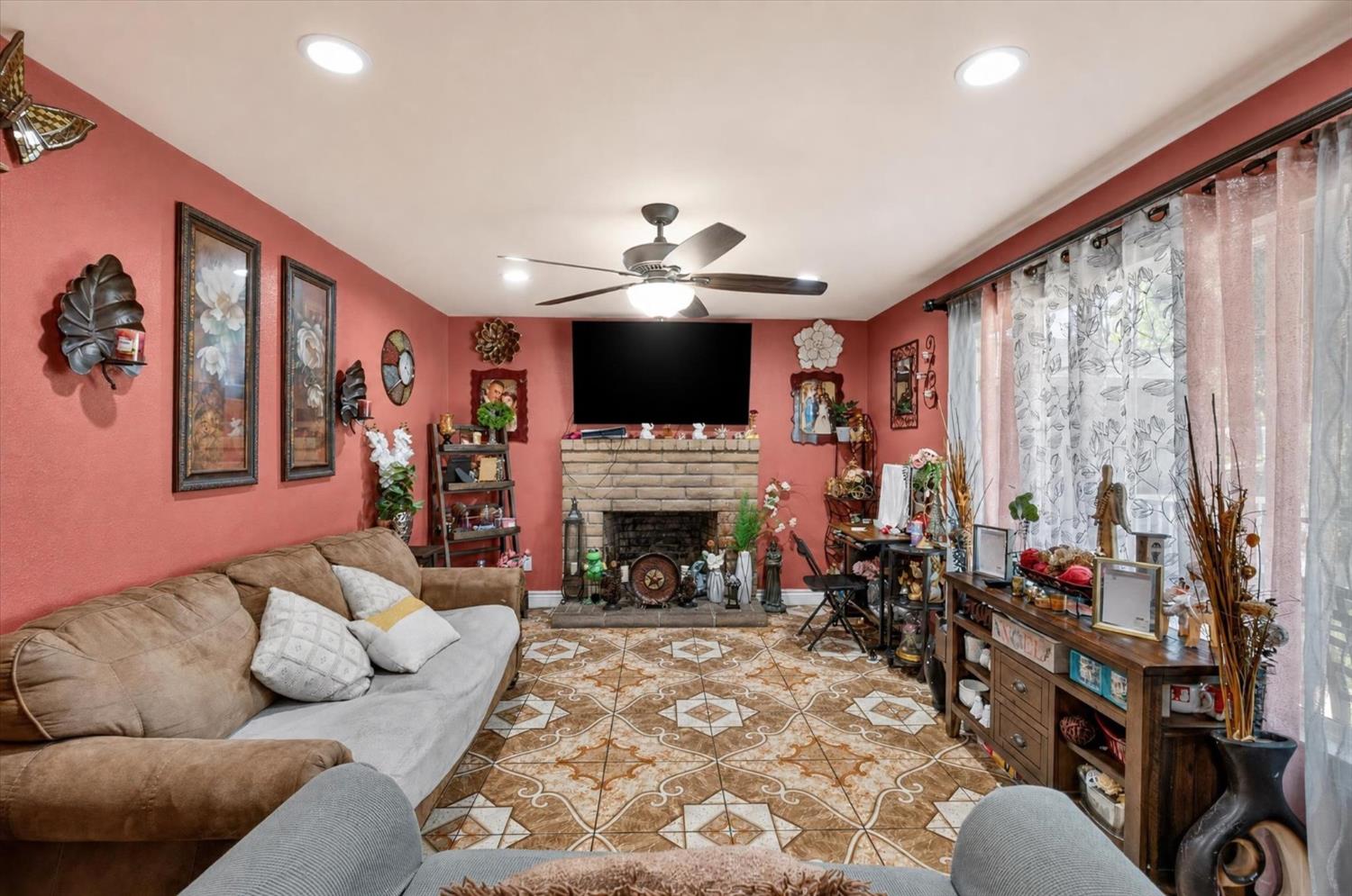 1146 Brunswick Way