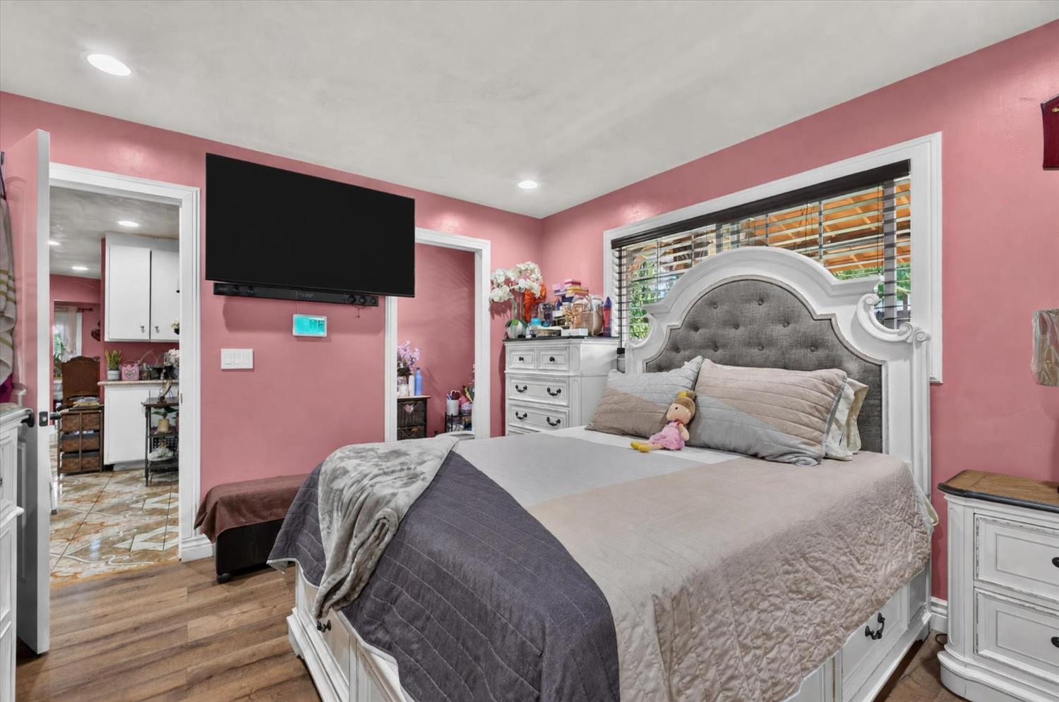 1146 Brunswick Way