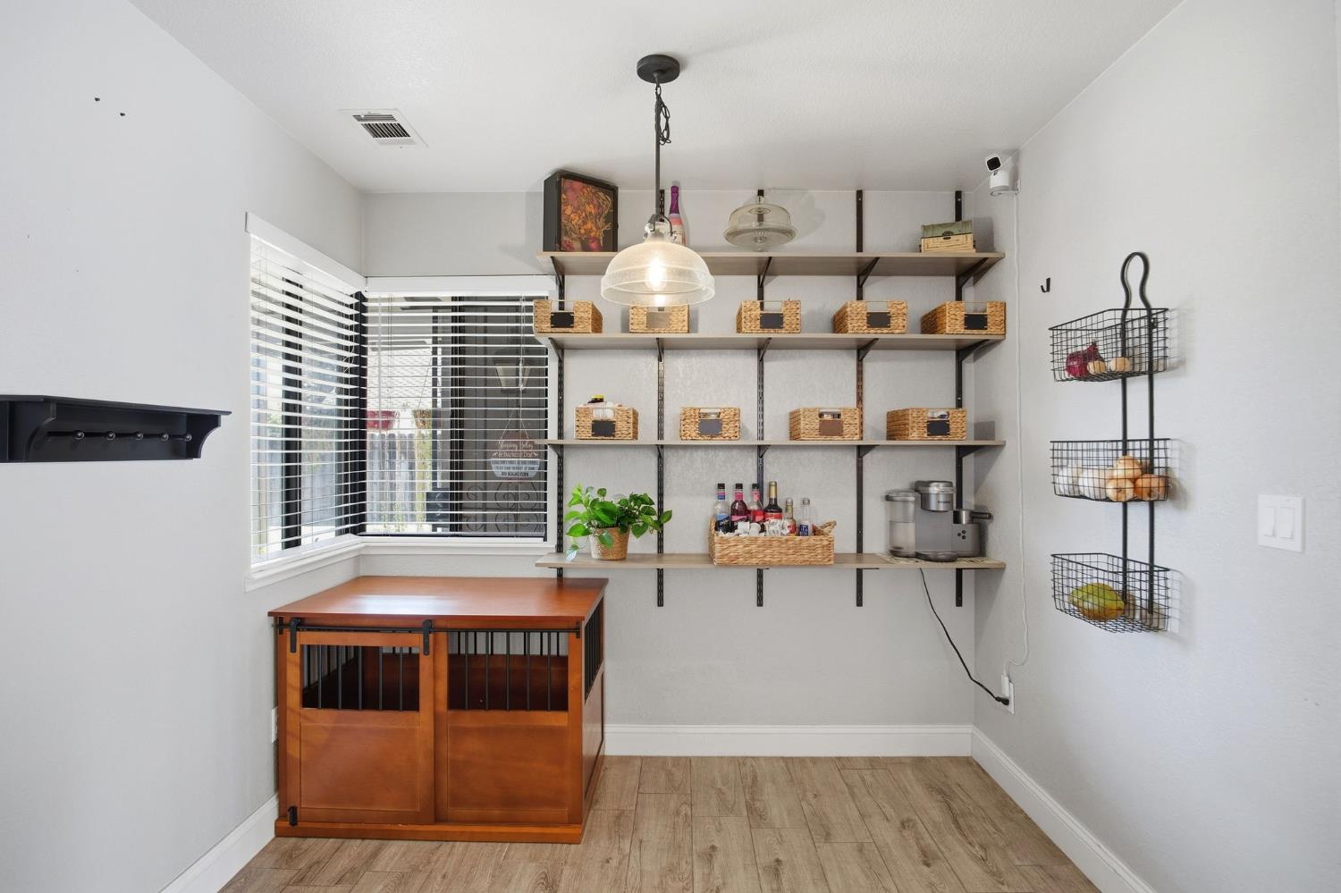 3565 Deseret Drive
