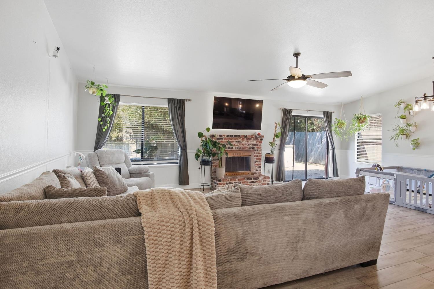 3565 Deseret Drive