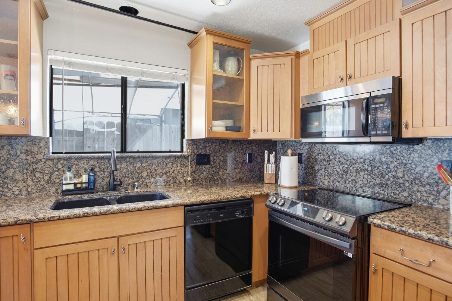 3565 Deseret Drive