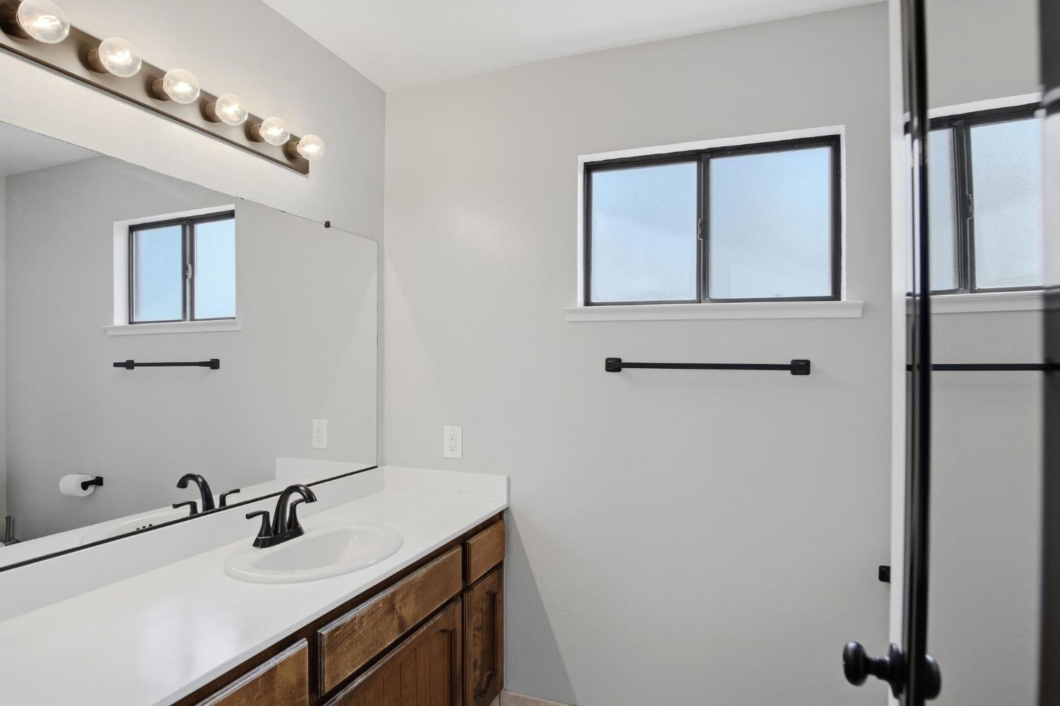 3565 Deseret Drive