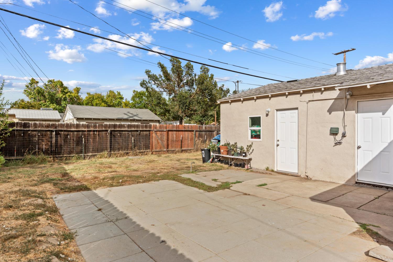 1401 TEBBUTT Avenue