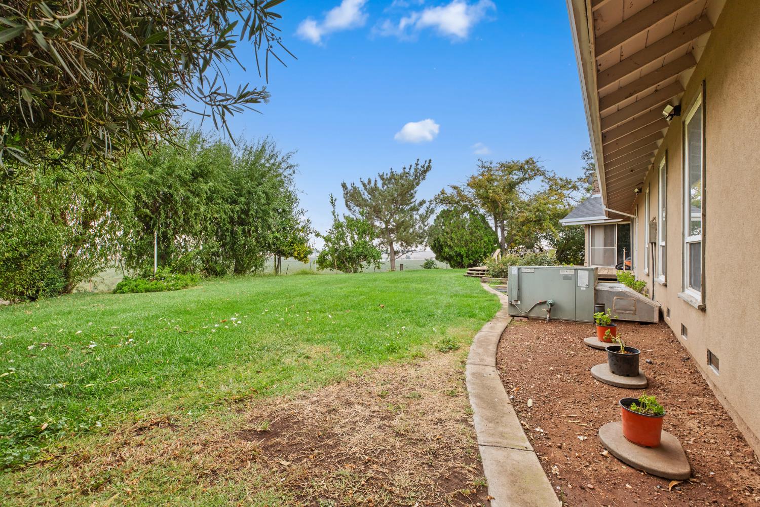 5610 E Highway 4