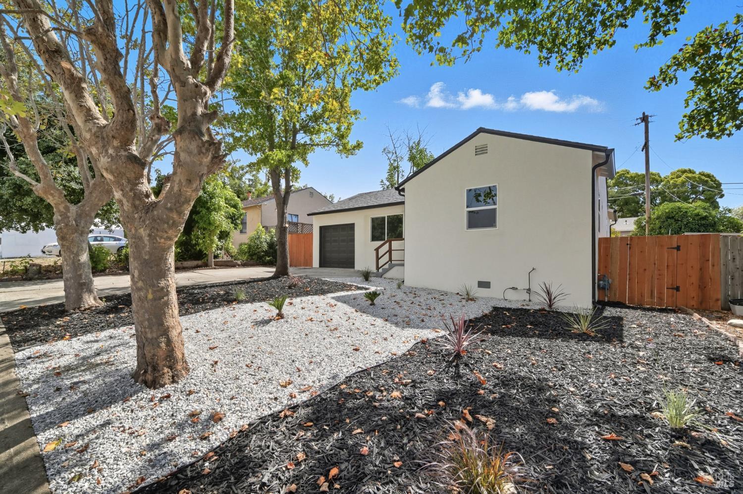 213 Alvarado Street