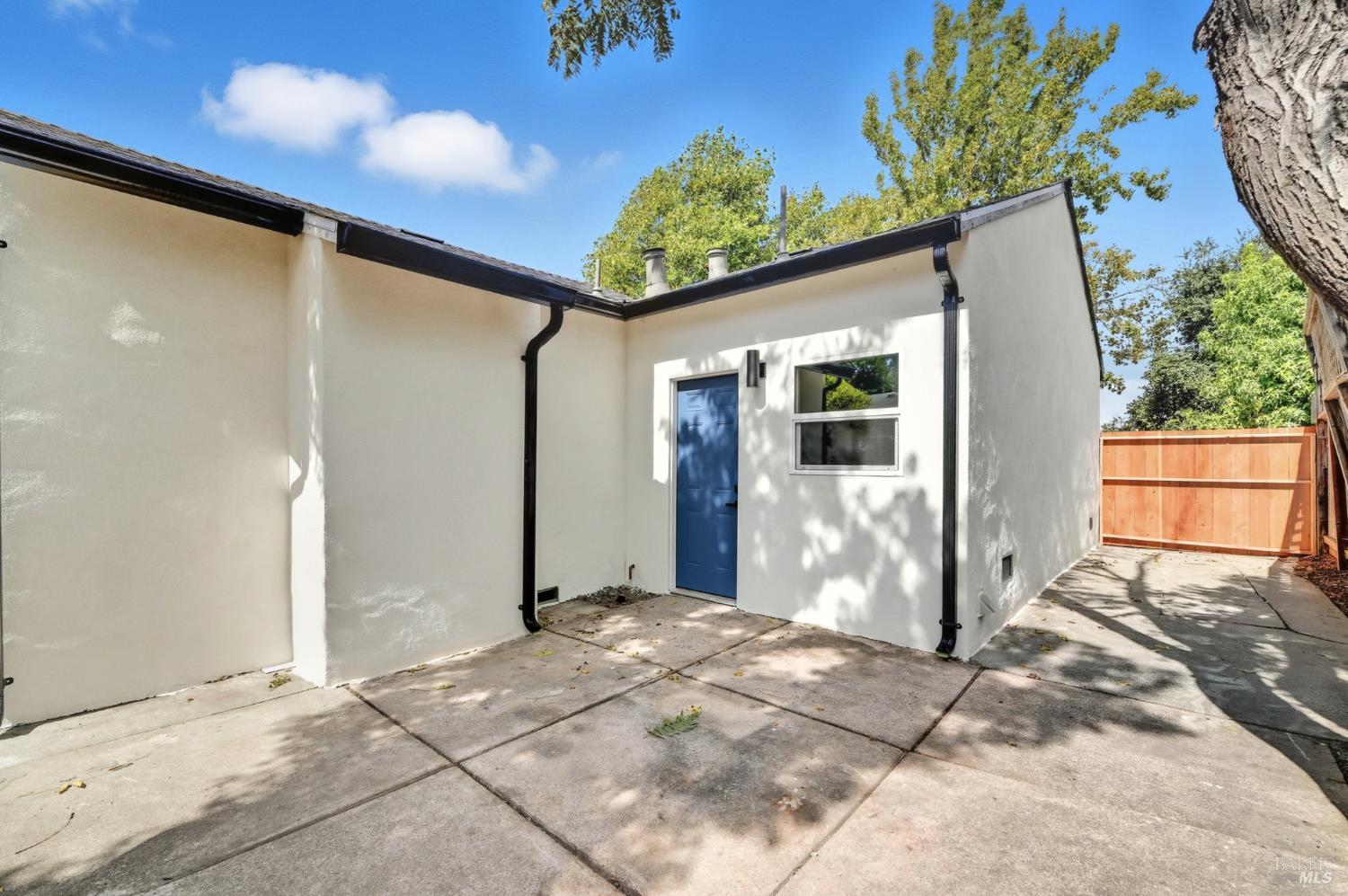 213 Alvarado Street