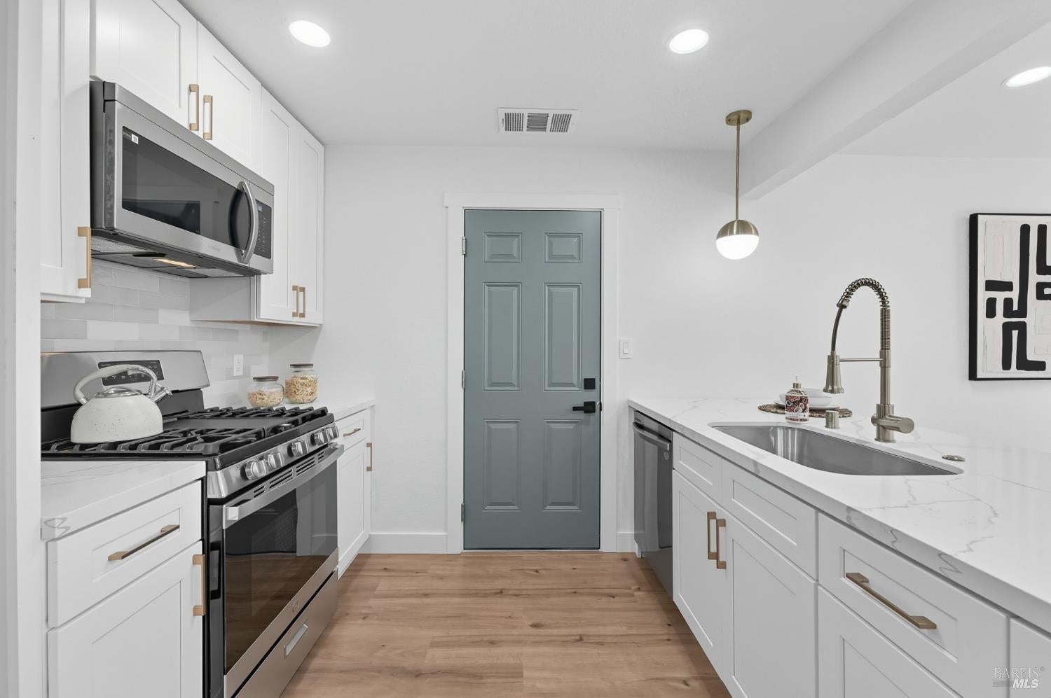 213 Alvarado Street