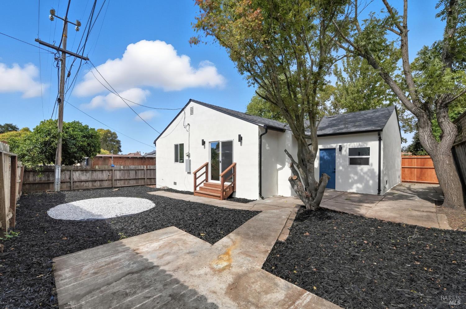 213 Alvarado Street