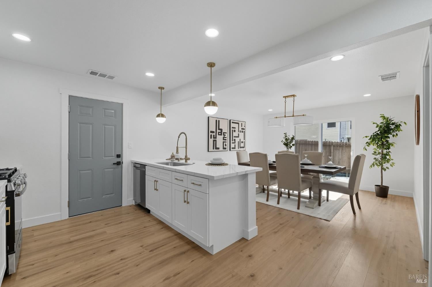 213 Alvarado Street